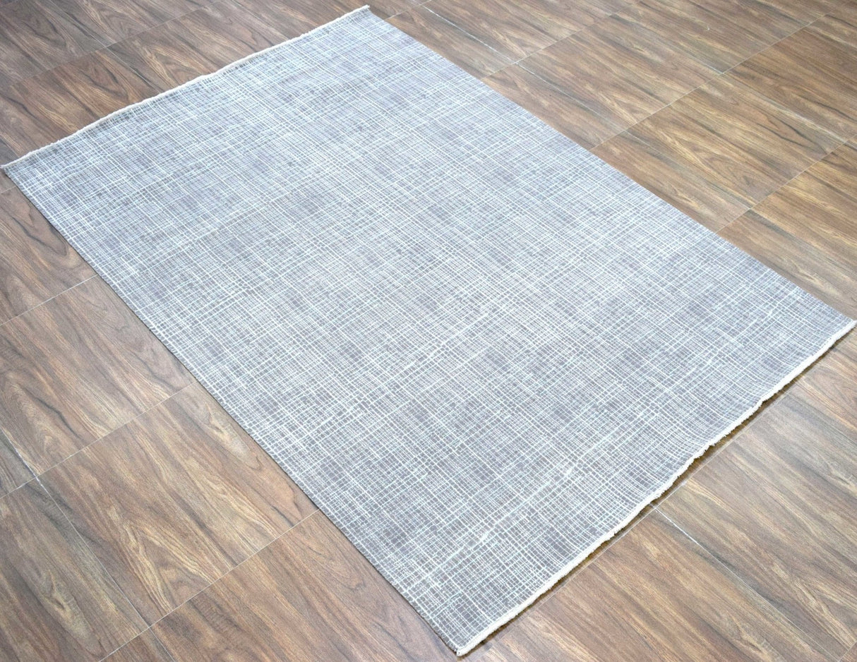 Traditional Handmade Wool & Viscose 5x8 Area Rug | TRD136658