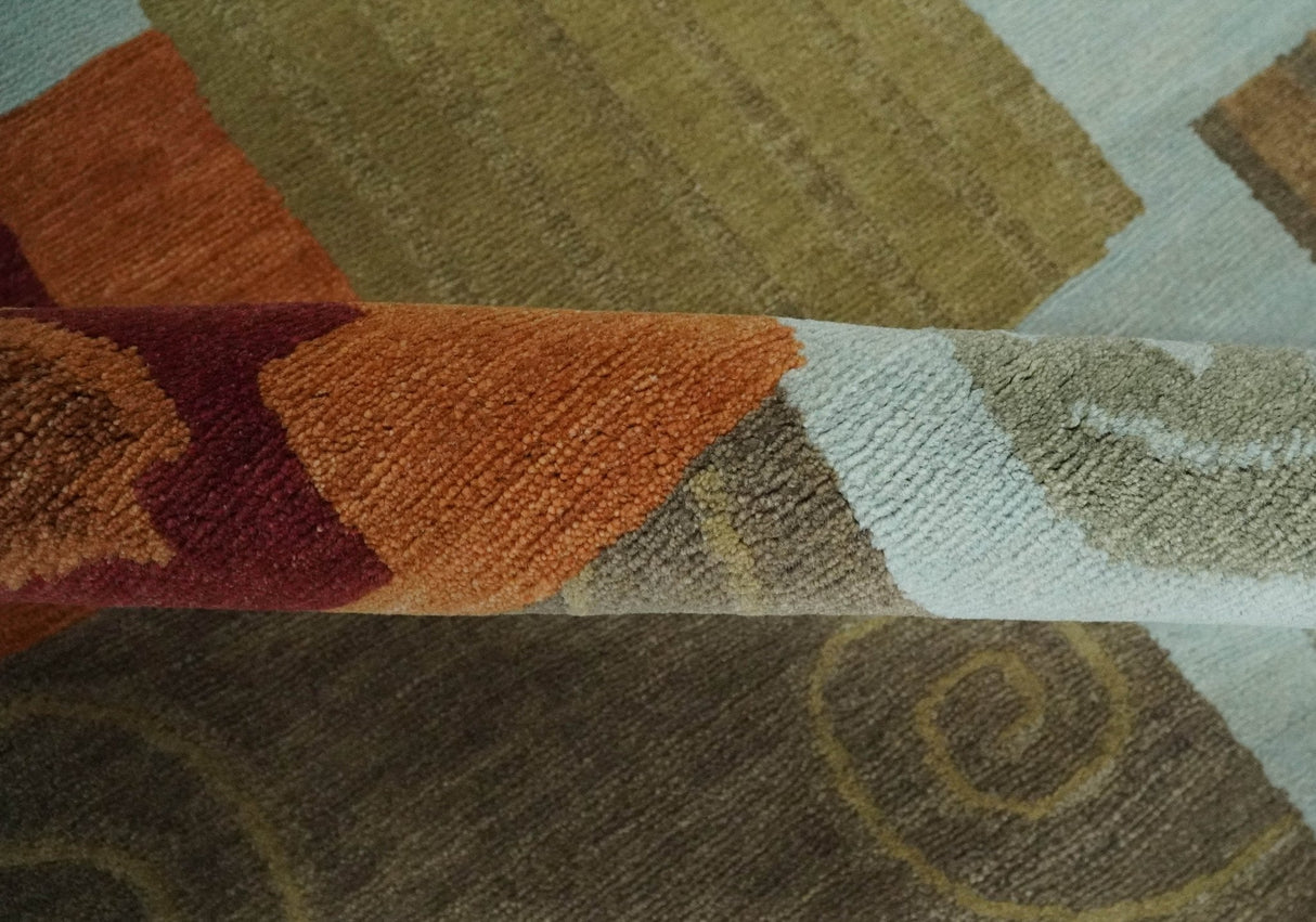 Traditional Leaf Hand woven Olive, Green and Aqua Indoor wool Area Rug