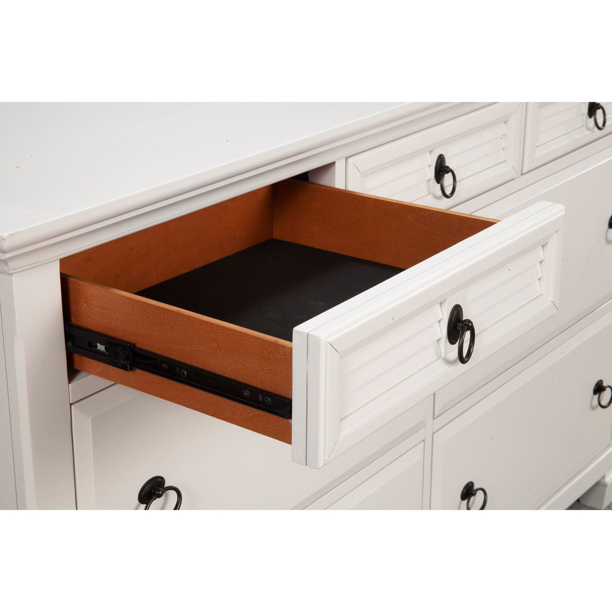 Winchester 7 Drawer Dresser, White